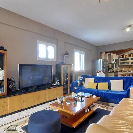 Helenas Luxurious * コルフ島